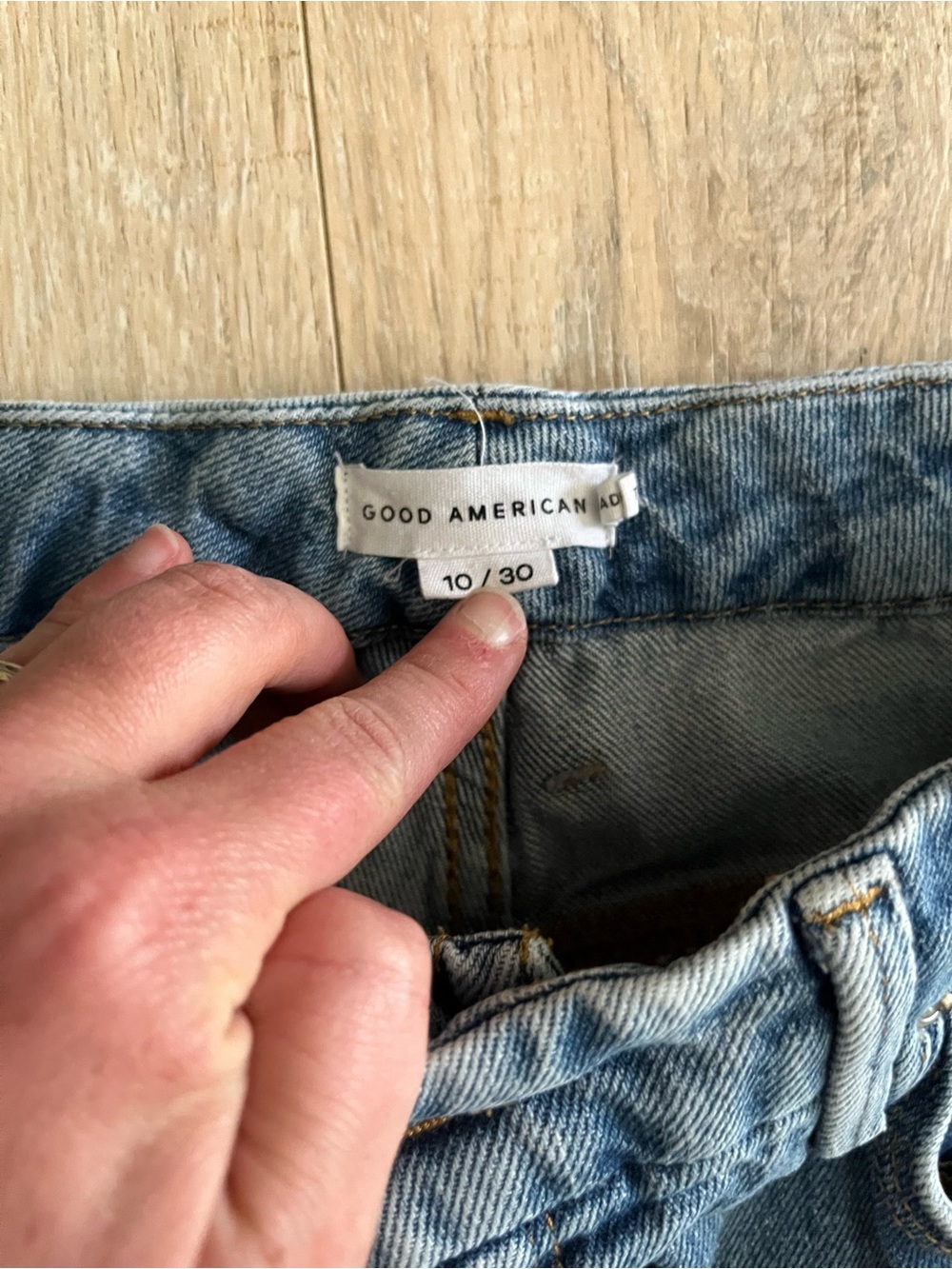 Good American Women’s Vintage Straight Jeans Indigo 599 - Size 10/30 - Picture 3 of 6